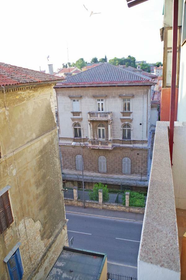 Lola App In City Center, 4+1 Pax Pula Exterior foto